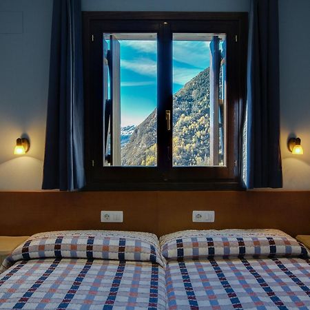 Hostal Parque Natural Бенаск Екстериор снимка