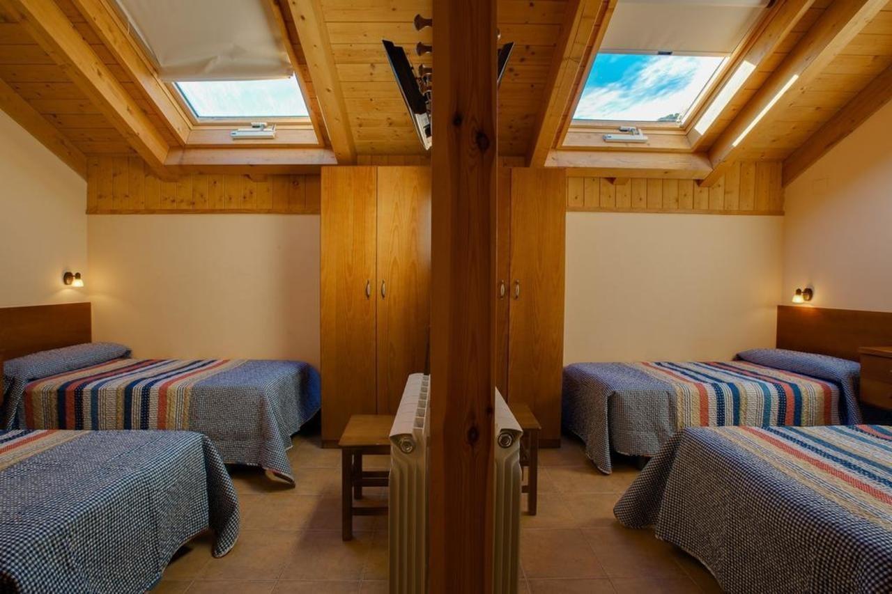 Hostal Parque Natural Бенаск Екстериор снимка