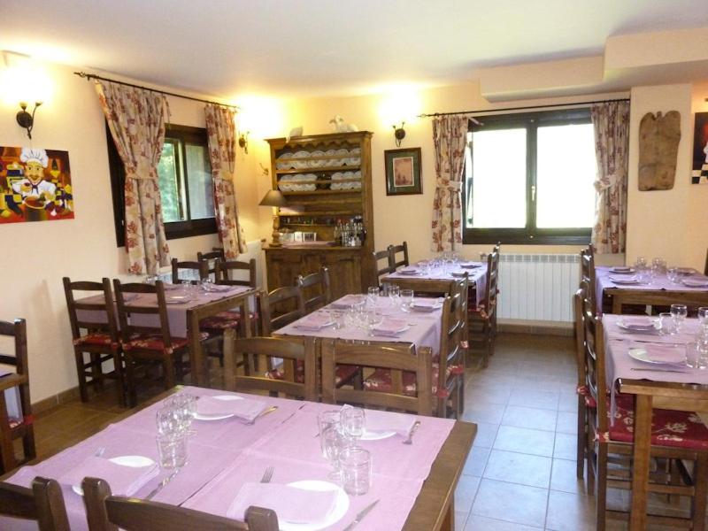 Hostal Parque Natural Бенаск Екстериор снимка