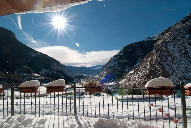 Hostal Parque Natural Бенаск Екстериор снимка