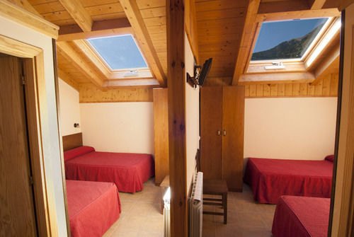 Hostal Parque Natural Бенаск Екстериор снимка